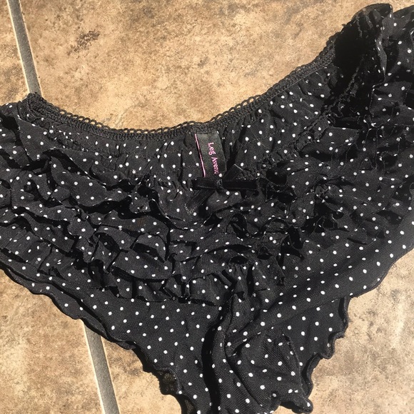 Ruffle polkadot panties - Picture 2 of 3
